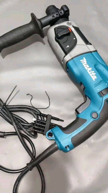 bor hammer drill dari makita original kuat dan berkualitas 🦾✔️👍 #bor #borelektrik #bortangan #borlistrik #bormurah #borbeton #bormakita #mesinbor