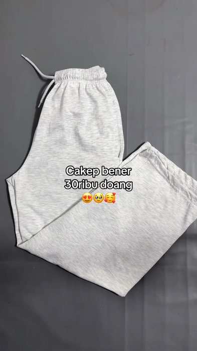 #sweatpants #sweatpantsmurah #celanamurah #celanaolahraga #celanatraining #SpillRacunShopee #SpillBawaBerkah #OOTDFashionShopee #ShopeeLook #ootd #cod
