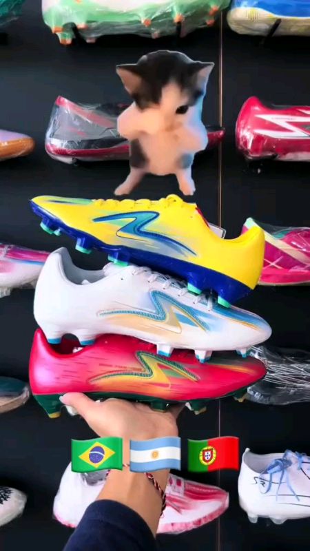 Specs Meta Xr Edisi Piala Dunia #specsoriginal #specsindonesia #specsmetaxr #sepatubola #shopeevideo #ShopeeCOD