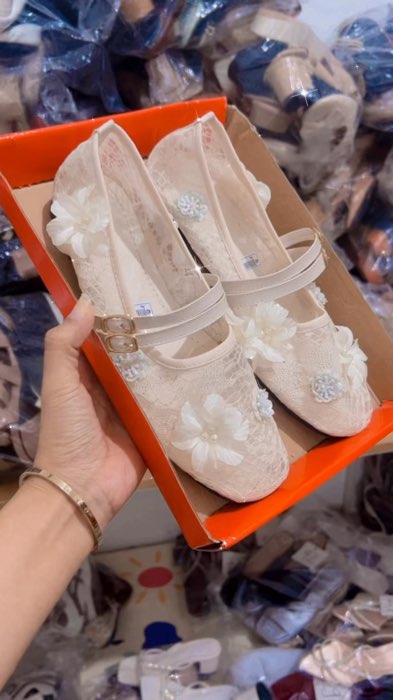 Flatshoes Brukat cantik😍😍#heelswanita #ballerinashoes #sepatupesta #sepatuwanita #paketusaha