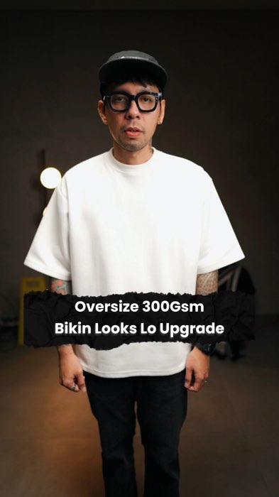 Kaos oversize ini tebel banget dan gak mudah kusut! Keren abis! #kaos #kaosoversize #kaospolos #tshirt #mensfashion #menswear