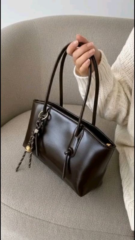 #totebag #totebagaesthetic #totebagkuliah #totebagwanita #ShopeeLook #RacunShopeeCheck #SpillRacunShopee