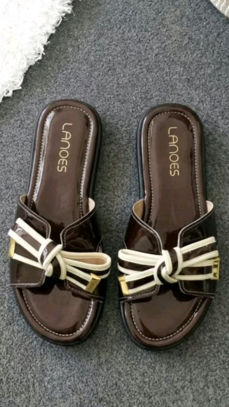 #sandalwanita #sandalkekinian #sandalmurah #RacunShopeeCheck #ShopeeHaul