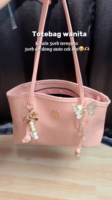 harga nya murce banget tsay?#tas #taswanita #totebag #DiskonRacunShopee #Diskon50Persen #GratisOngkirRP0 #SpillRacunShopee #Cashback40Persen