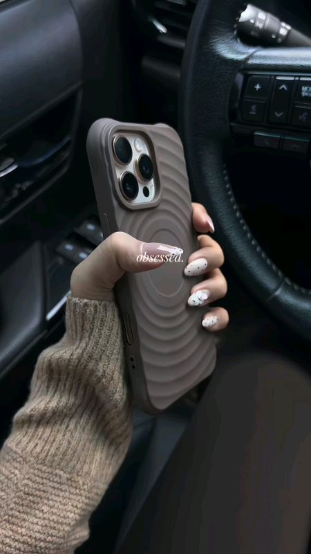 so cutee 🤎#ViralDiShopeeVideo#GakNyeselBeliIni#RacunShopee#RacunShopeeCheck#caseiphone #softcaseiphone #casesilikonmurah