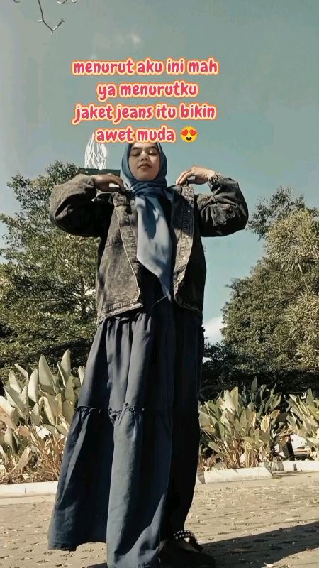 #HoodieJeansWanita #jaketjeans