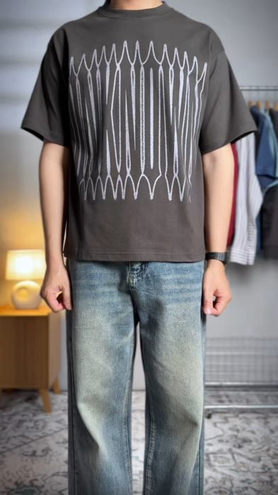 Grafisnya minimalis #ShopeeFashionHaul #ShopeeLook  #kaosboxy #kaosbrandlokal #reviewkaos