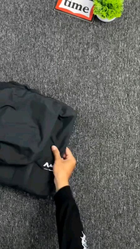 Armous jaket parasut pria#ShopeeCOD #ShopeeLook #ViralDiShopeeVideo #DiskonRacunShopee #SpillBawaBerkah #SpillRacunShopee #RacunShopeeCheck