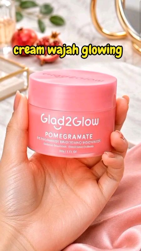 skincare wajah glad2glow, skincare glowing, #krimwajah #creampencerah #creamwajahkusam #creamwajah #krimglowing #skincare #RacunShopee #spill #cod