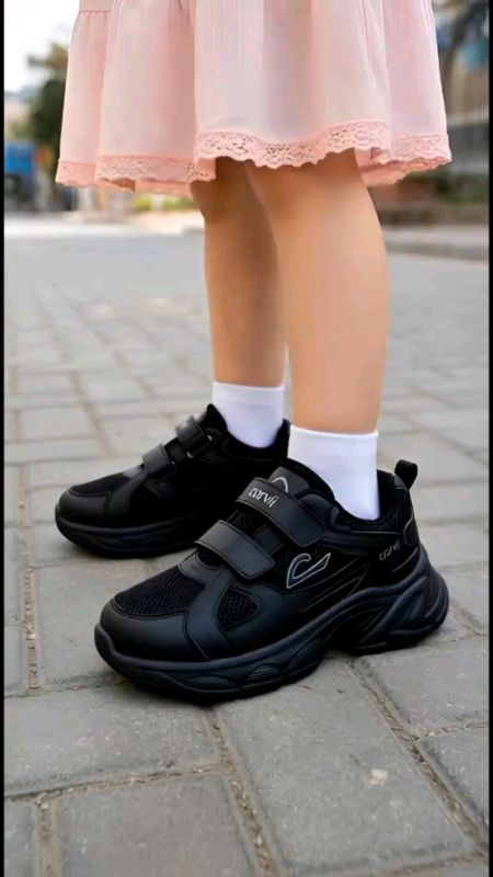 Sepatu sekolah #septusekolah #SpillBawaBerkah #PromoNonStop #ViralDiShopeeVideo #ShopeeCOD
