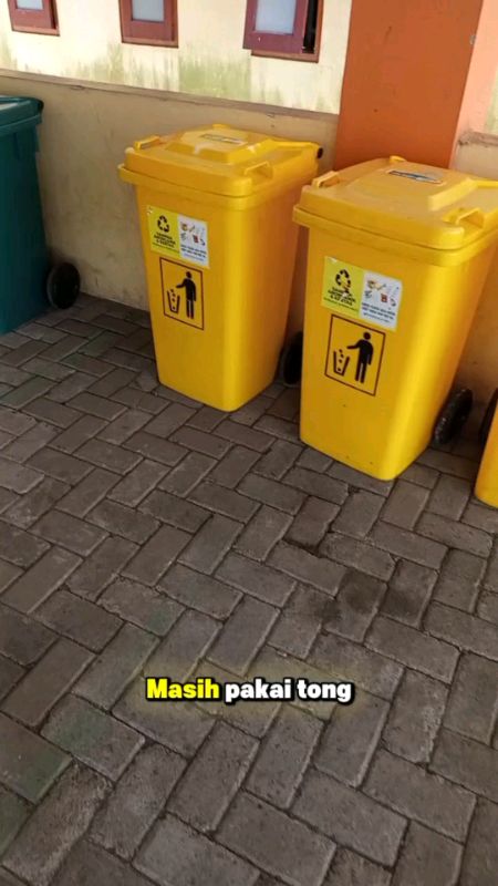 tong sampah plastik outdoor besar #Diskon40RB #SpillBawaBerkah #ViralDiShopeeVidio #tempatsampahoutdoor #tempatsampah