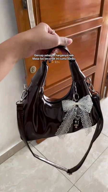 Totebag wanita murah💞✨✨#tas #taswanita #totebag #totebagmurah #taslucu #fyp #fypシ