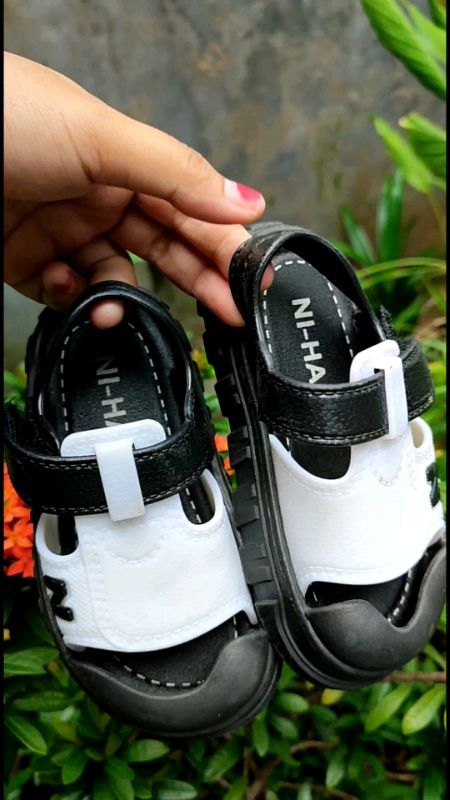 #RacunShopee  #SpillRacunShopee  #SpillBawaBerkah  #PromoNonStop  #GratisOngkirRP0  #ViralDiShopeeVideo #sandalgununganak #sandalanakmurah #sandal