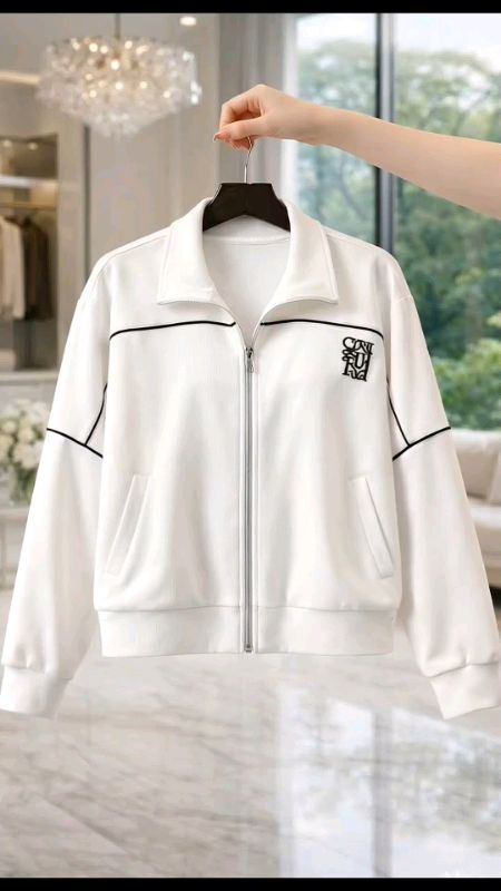 jaket wanita kekinian, cocok untuk kemana aja #jaketwanita #jaketwanitakekinian #ShopeeCOD