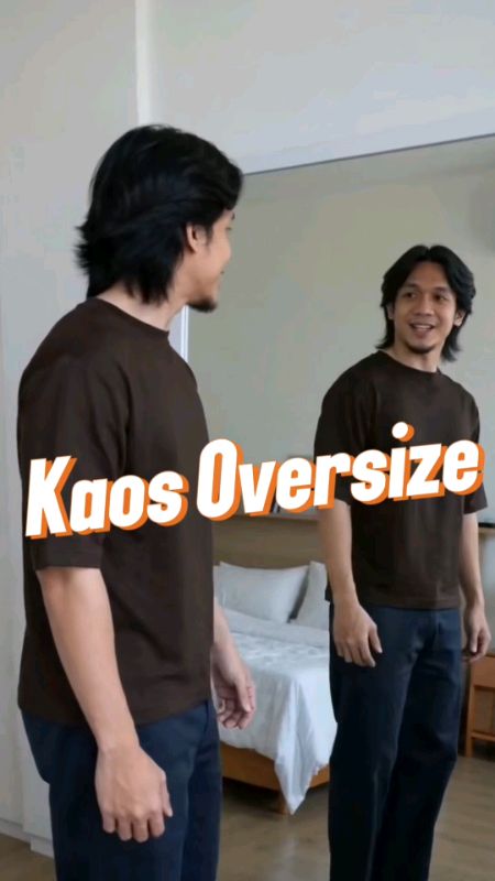 NYARI KAOS OVERSIZE?#shopeevideo #tshirtkeren #tshirt #tshirtoversize #ViralDiShopeeVideo #ShopeeFashionHaul #SpillRacunShopee #RacunShopee #oversize