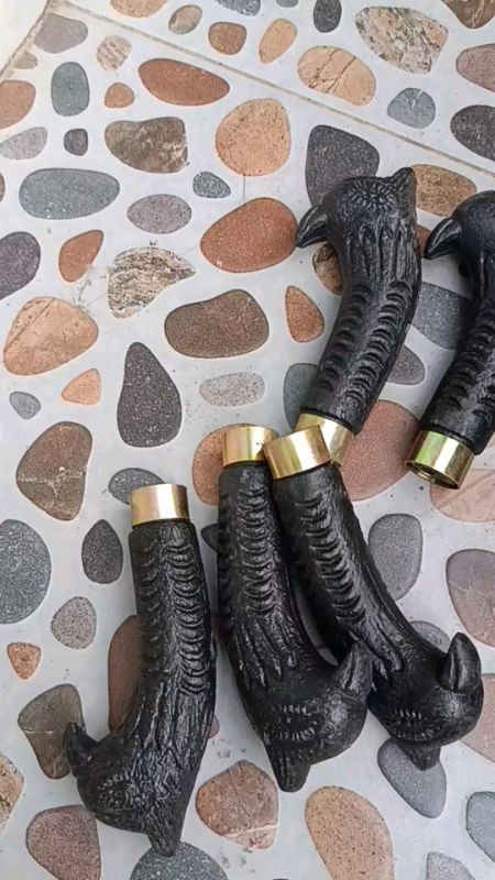 gagang golok motif kepala burung anti pecah #gaganggolok #gaganggolokplastik #gaganggolokberkualitas #gaganggolokantilicin #trendingviral #RacunShopee