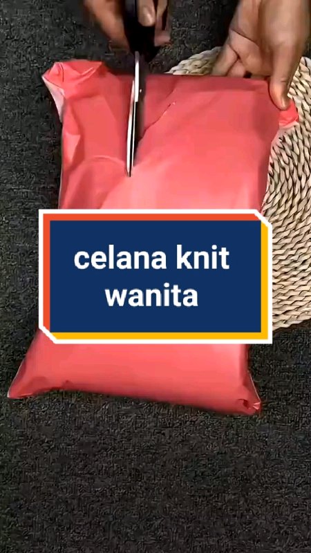 Celana knit wanita premium #celanawanita #celanaknitpremium #GratisOngkirRP0 #SpillRacunShopee #SpillBawaBerkah