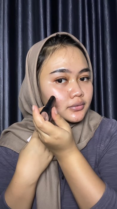 yang aku pakai shade creamy beige ya🫶🏻#pixyconcealer #pixycosmetics #ShopeeBeautyHaul #DiskonRacunShopee #ShopeeLook