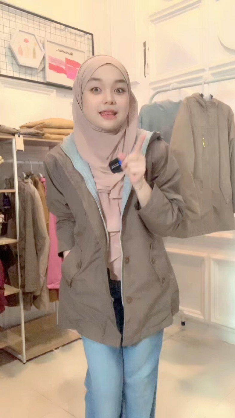 Sampe potongan up to 80% juga lho🥰 Yu join live sekaaraanggg🫶 #RacunShopee #outfit #rekomendasijaket