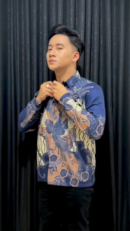 variasi motif kemeja CENDRAWASIH #kemeja #batik