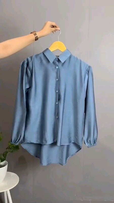 New blouse cantik😍😍simple OOTD🔥#wajibpunya #atasanwanita #blouselinen #kemejawanita #RacunShopee #simpleoutfit #OOTDFashionShopee #fyp #fypシ