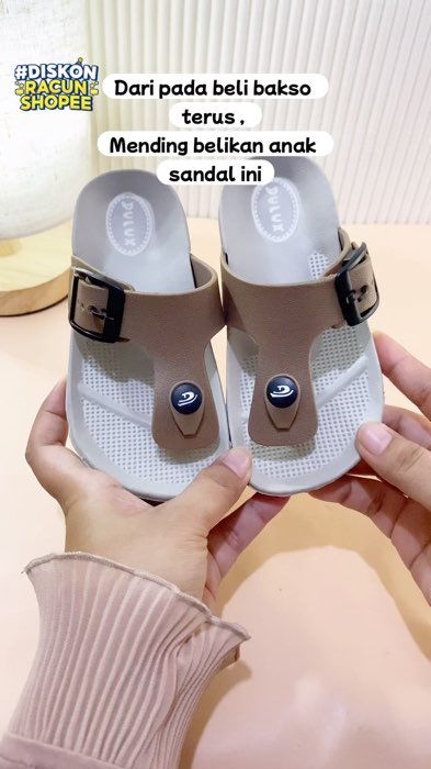 Pakai vouchernya ada potongan harga #ViralDiShopeeVideo #RacunShopee #Diskon50Persen #sandalanak #sandalanakmurah #sandalanakterlaris