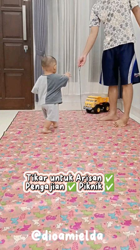 Tikar Lipat Anti Air Jumbo #tikarlipatpiknik #tikarlipat #tikarlipatwaterproof #tikar #tikarpiknik #DiskonShopeeVideo #tikarlipatmicrosatin #piknik
