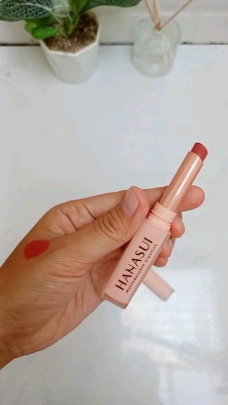 #hanasuilipstik #hanasuimattedorablelipstick #lipstikhanasui #lipstiklokal #lipstikmurah #lipstikmatte #lipstikwaterproof #RacunShopeeCheck #lipstik