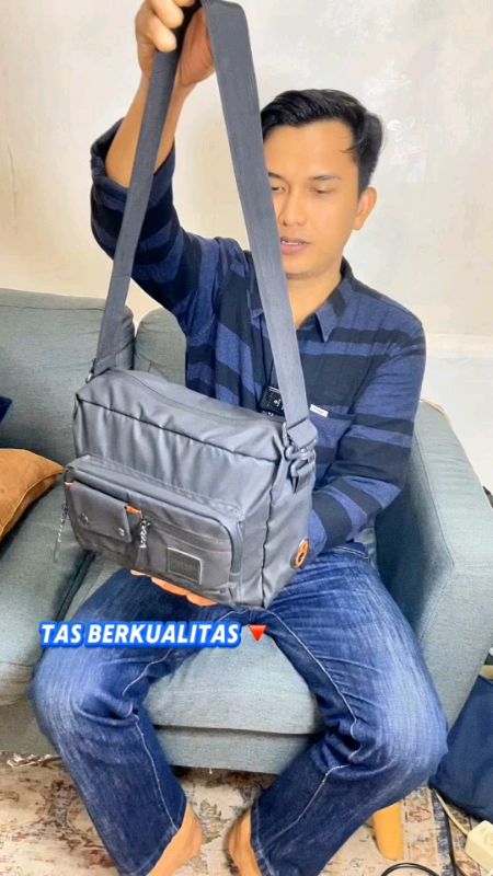Sling bag tas Selempang #slingbag #slingbagmurah #slingbagkekinian #slingbagsimple