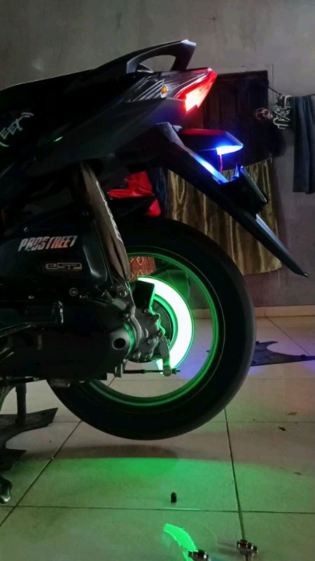 Lampu Pentil Motor 2pcs #RacunShopee #ViralDiShopeeVideo #lampuledpentilmotor #lampupentil #LampuPentilLED