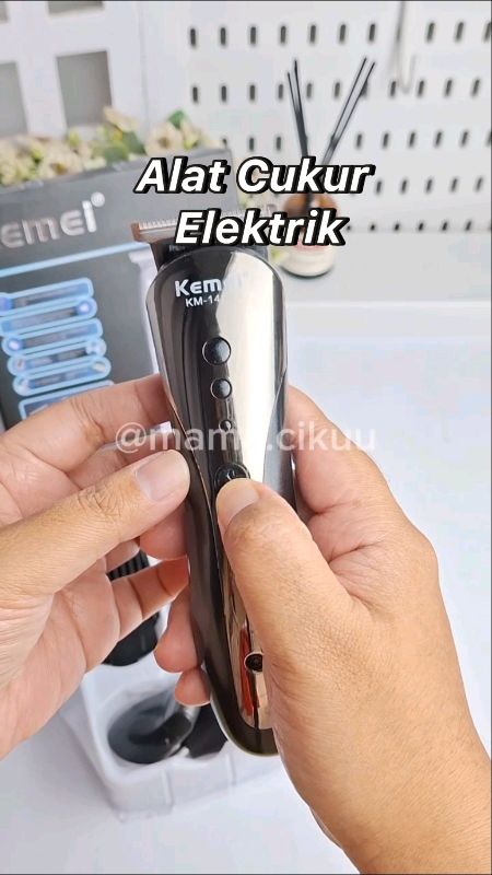 Alat Cukur buat suami #alatcukurelektrik #pisaucukurelektrik #alatcukurjenggot #RacunShopee #SpillRacunShopee #GratisOngkirRP0 #SpillBawaBerkah