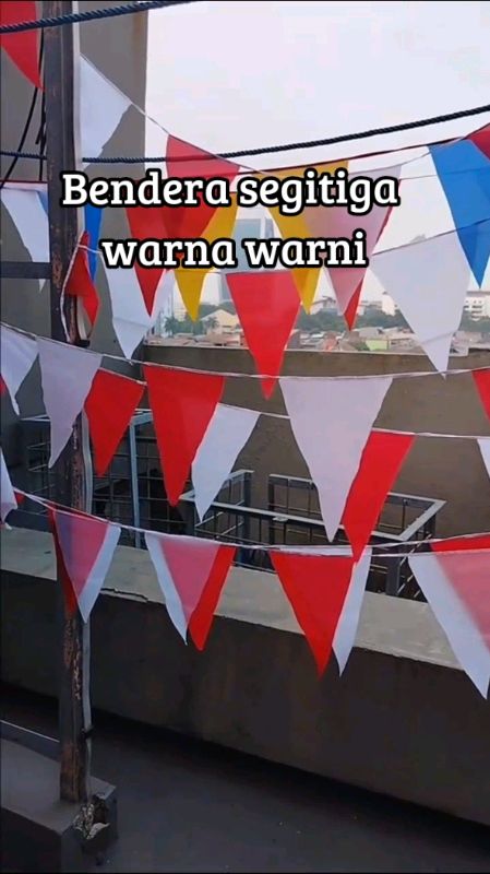 Bendera segitiga warna warni agustusan #benderasegitigawarnawarni #benderaAgustusan #benderasegitigakain #benderamurah #benderaagustusanterlaris