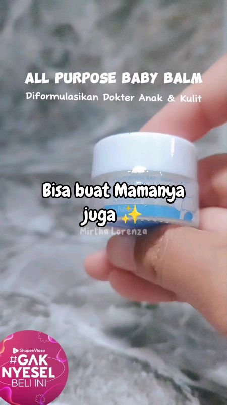 Secinta itu katena bisa dipakai Mamanya juga nih buat hilangkan stretch mark 😁 #hibooallpourpoosebabybalm #RacunShopee #mirthalorenza