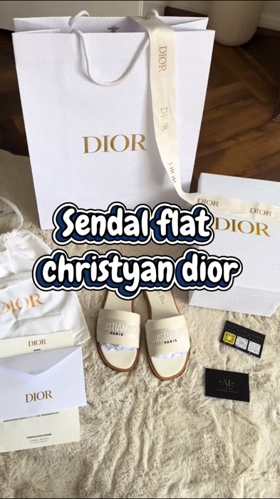 Cantiknya #sendalflatwanita #diorshoes #SpillRacunShopee