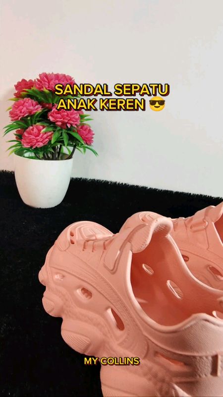 SANDAL ANAK CANTIK 👍😘#sepatuwanita #ramadanekstraseru #sandalanakmurah #sandalviral #sandalanak #sandalwanita #sandalmurah #ramadanextraseru #sandal
