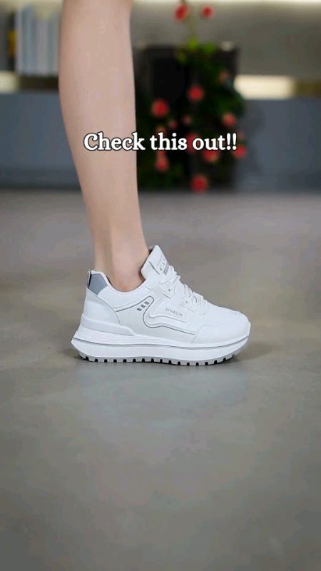 Ada yang baru nihh guyss!! buruan checkoutt sekarang😉 #rekomendasisneakers #buruancheckout #DiskonRacunShopee #sepatusneakers #sneakerspria #viralfyp