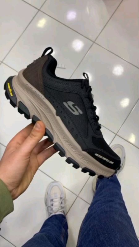 Skechers D'Lux Trekker Men's Sneakers #RacunShopee #DiskonRacunShopee #PromoNonStop #skechers #skechersoriginal #sepatu #sneakers #sepatupria