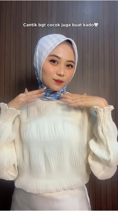 #hijabsegiempat #hijabparispremium #hijabmotif #GakNyeselBeliIni #DiskonRacunShopee #ViralDiShopeeVideo