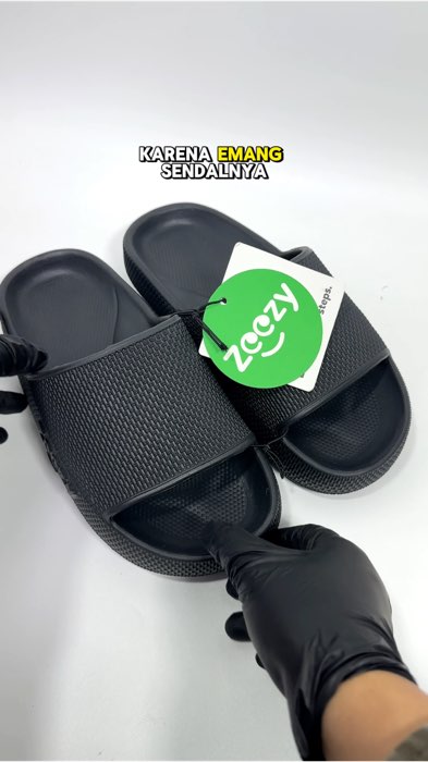 Sandal karet eva zoozy empuk ringan murah 🩴👌🏻  #sandalkaret #sandalviral #sandalmurah #sandalzoozy #DiskonRacunShopee #SpillRacunShopee #ShopeeCOD