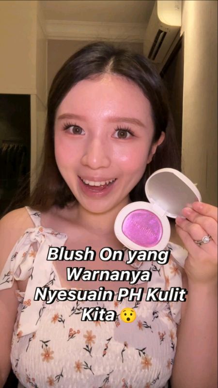 unik banget warnanya bisa beda2 sesuai pH kulit kita 😆 #blushon #creamblush #barenbliss #barenblissmochiblush #makeup #colorchangingblush #beauty