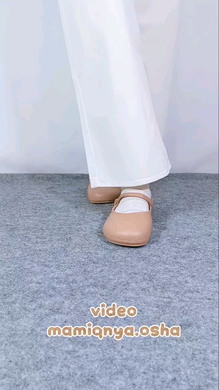 #sandalwanita #sandalcasualwanita #sandaldaily #sandalkaretwanita #sandalflat #sandalselop #RacunShopee #sandalsepatuwanita