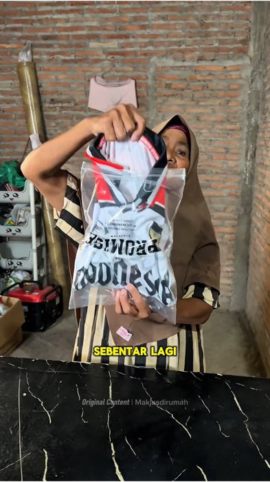 Kaos jersey kemerdekaan indonesia #jerseykemerdekaan #kaoskemerdekaanindonesia #Diskon50Persen #DiskonRacunShopee #ShopeeCOD #ShopeeLook #shopeevideo