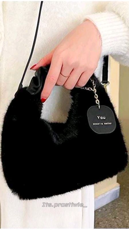 tas mewah dan estetik #taswanita #tasselempang #shopeevideo #ShopeeCOD #shopeevideofeed