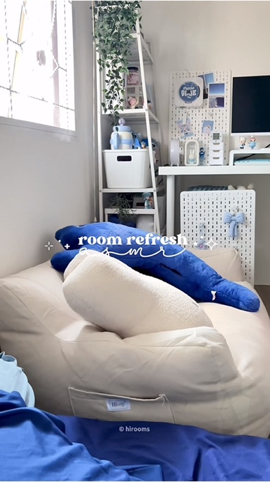 room update; nambah rak troli buat dibawah meja biar looknya gak kosong✨