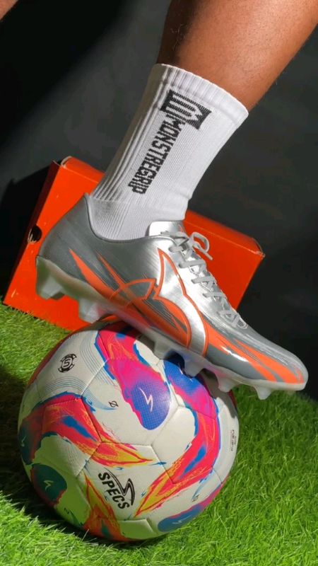 Ortuseight Spark🩶🧡🩶⚽ #RacunShopee #shopee #shopeevideo #ShopeeLook #ShopeeReview #ShopeeVideoCreator #fyp #ortuseight #ortuseightindonesia