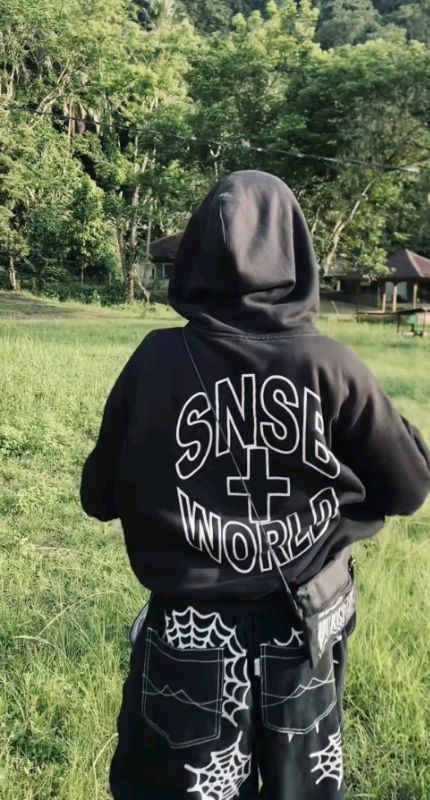 SNSB+WORLD#hodiemurah #hodieoversize #snsb #ShopeeCOD #OOTDFashionShopee #rekomendasi