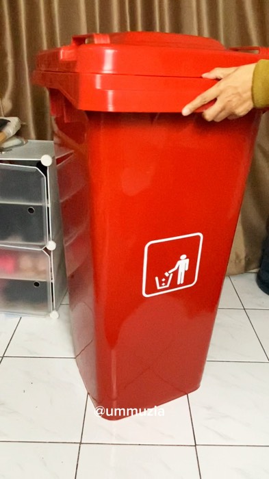 Jadi ga meluber dan bau lagi #tempatsampahestetik #tongsampah #RacunShopee #RacunShopeeCheck #SpillBawaBerkah #ShopeeGratisOngkir0RP #shopeevideo