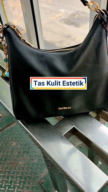 tas kulit asli motif batik kualitas premium #taskulitwanita #taskulitsapi #taskulitbatik #berliano #mireabag #tasmotifbatik
