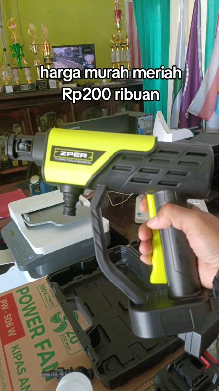 #AlatCuciPortable #SemprotanTekananTinggi #CuciMobilSendiri #CuciMotorSendiri #JetWasher #CuciTanpaRibet #BateraiTahanLama #MobilKinclong #MotorKinclo