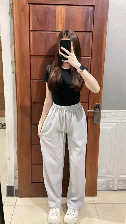 buat olahraga cakep ✨ #PromoNonStop #GratisOngkirRP0 #outfitideas #sweatpantswanita #SpillRacunShopee #fyp